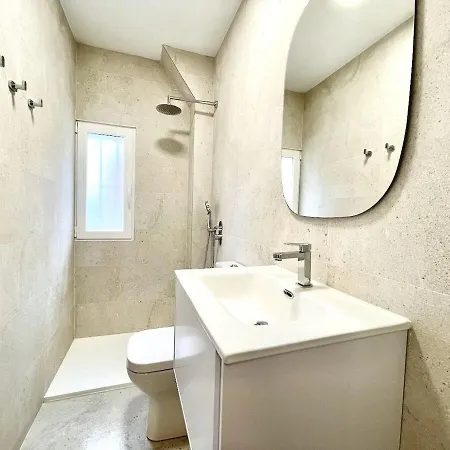 Notel Club - Elegante Urbano Santender