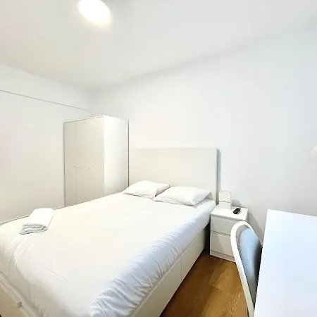 Notel Club - Elegante Urbano Apartman *